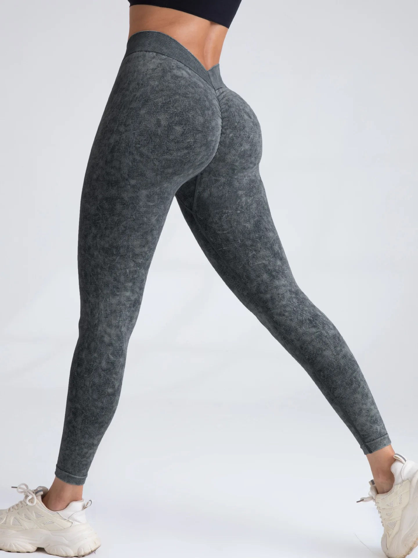 V scrunch fade leggings