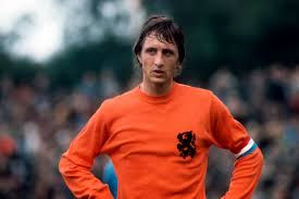 Hendrick Johannes Cruyff, o conocido internacionalmente como Johan Cruyff, fue un jugador y entrenador de futbol profesional neerlandés.