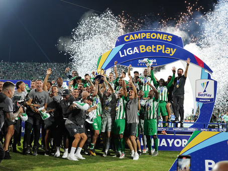 Atlético Nacional transitó dos etapas muy disímiles en menos de un año: primero con Efraín Juárez en el segundo semestre del 2024 y luego con Javier Gandolfi en el primer semestre del año actual.