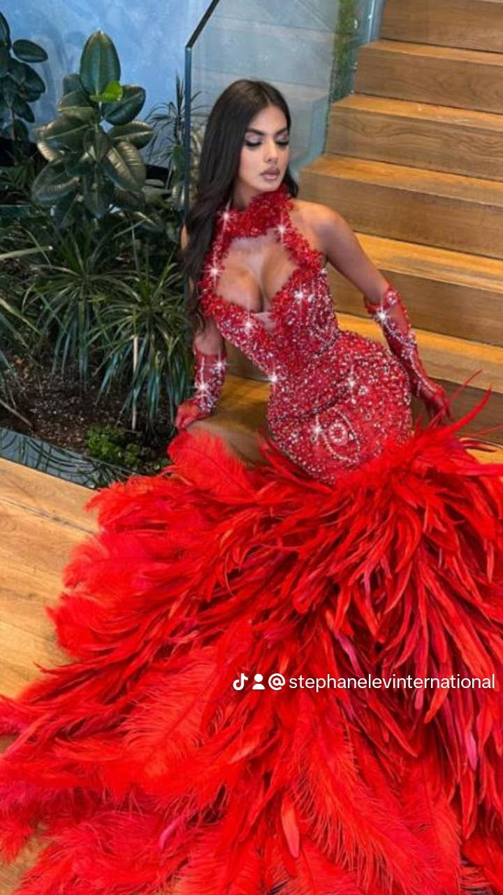 Miniature : WALTER MERMAID CRYSTAL DRESS WITH FEATHERED TRAIN AND GLOVES / WFG-ED-1220
