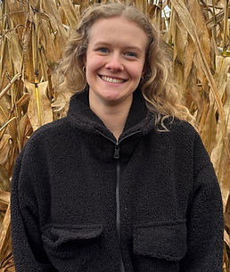 Makenna_Clarke_Bio_Photo.jpeg