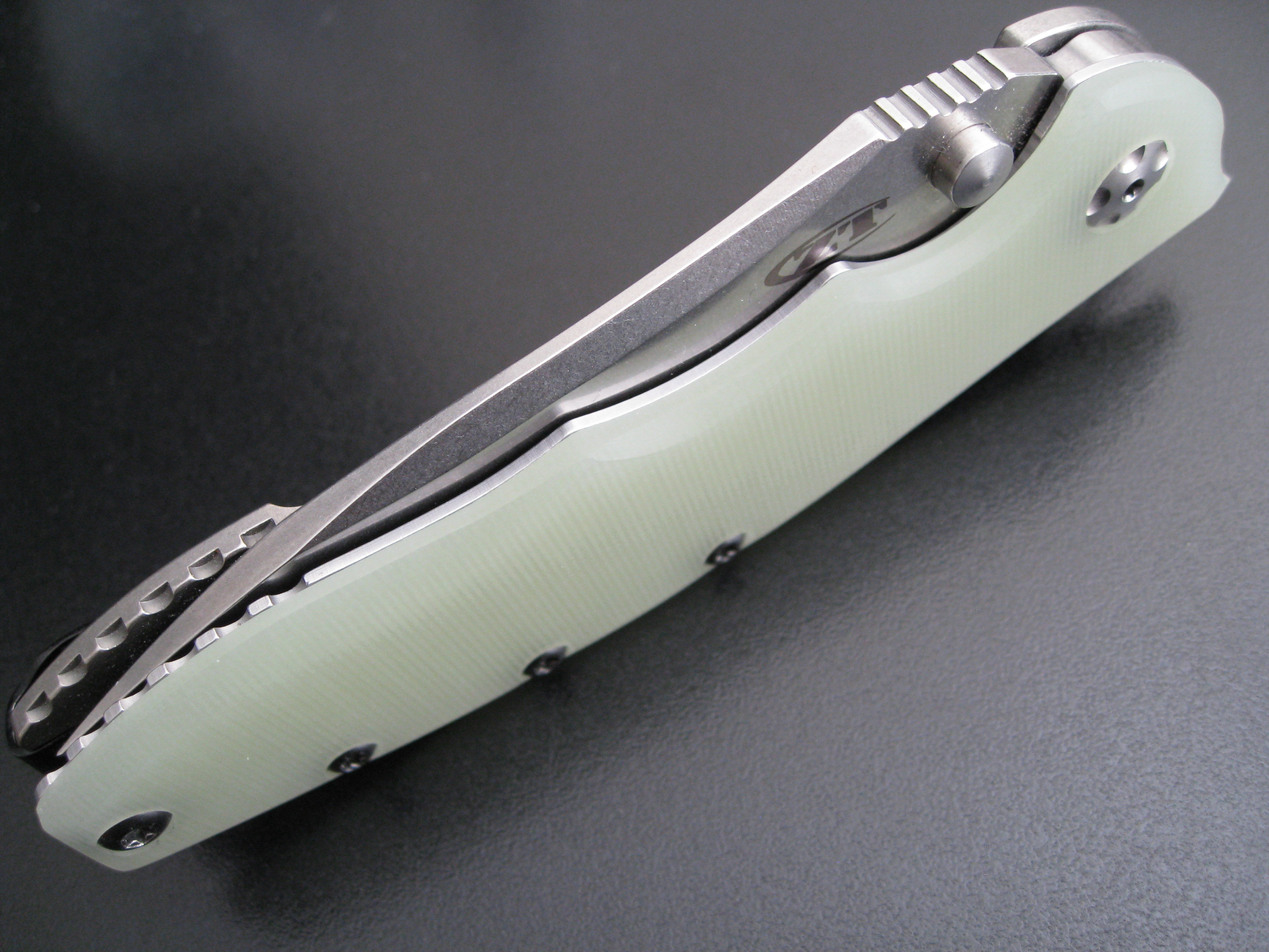 ZT 0562 Natural "Jade" G10 custom knife scale Sharp Dressed Knives