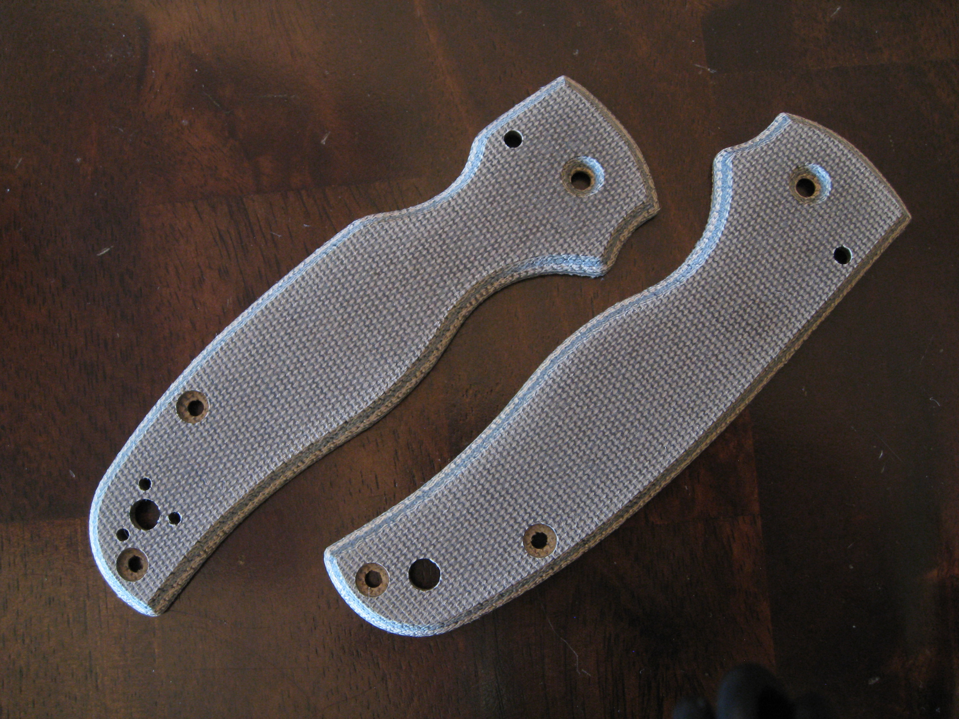 Spyderco Shaman Camo Canvas Micarta Sharp Dressed Knives