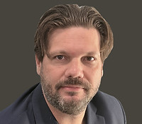 Jared Russell Square_edited.jpg