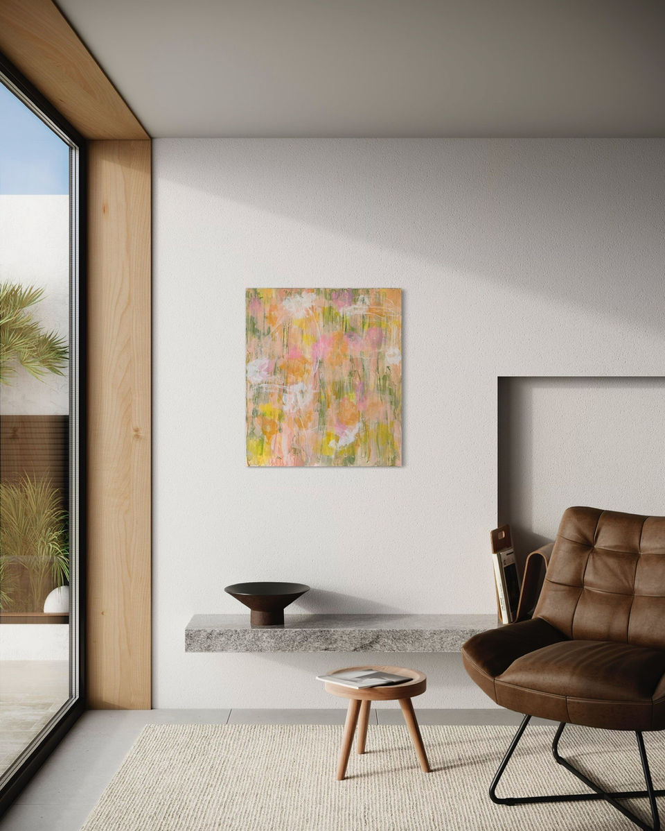 Pintura abstracta colorida en la sala de estar