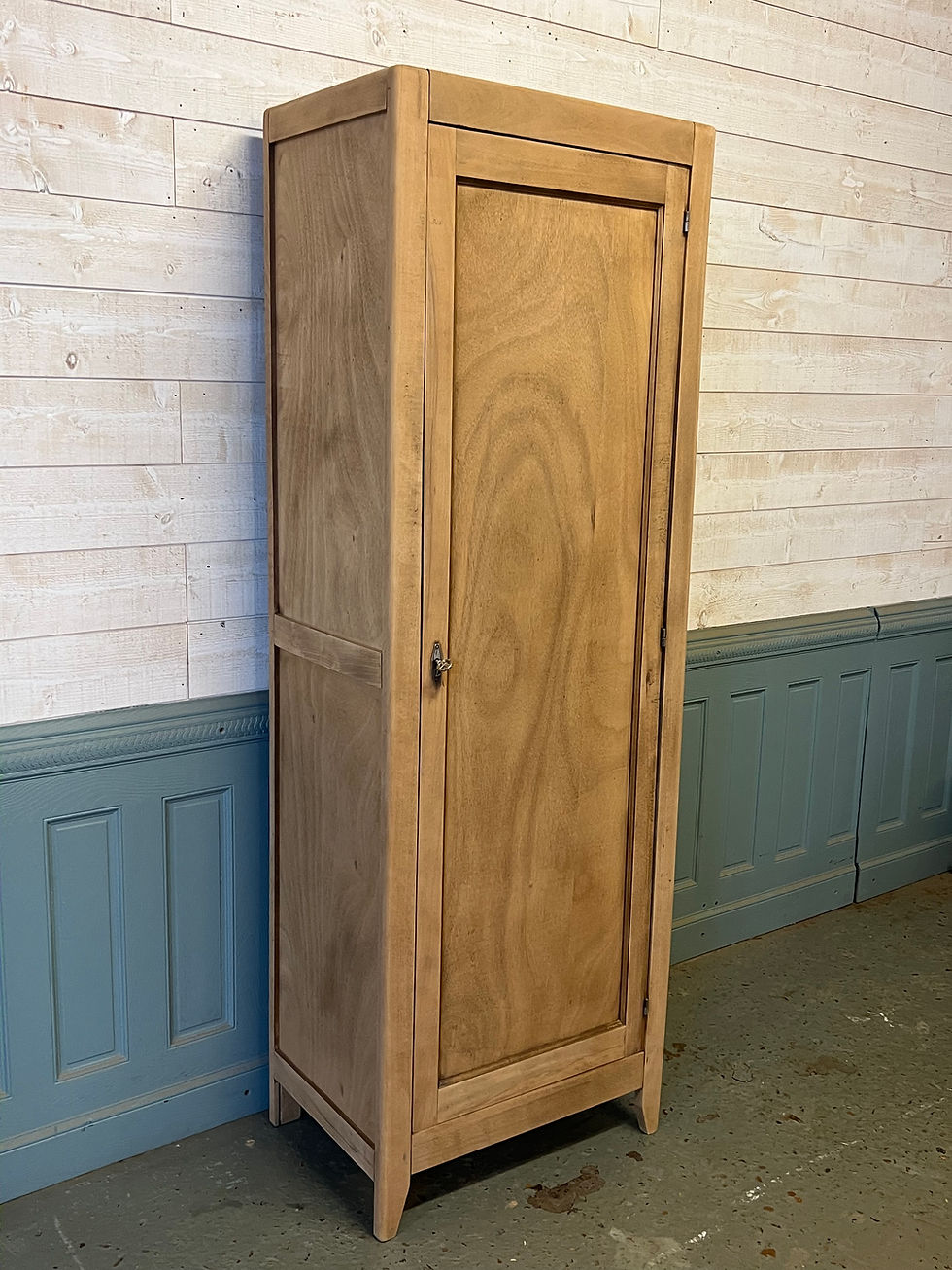Miniature : Armoire d’internat 