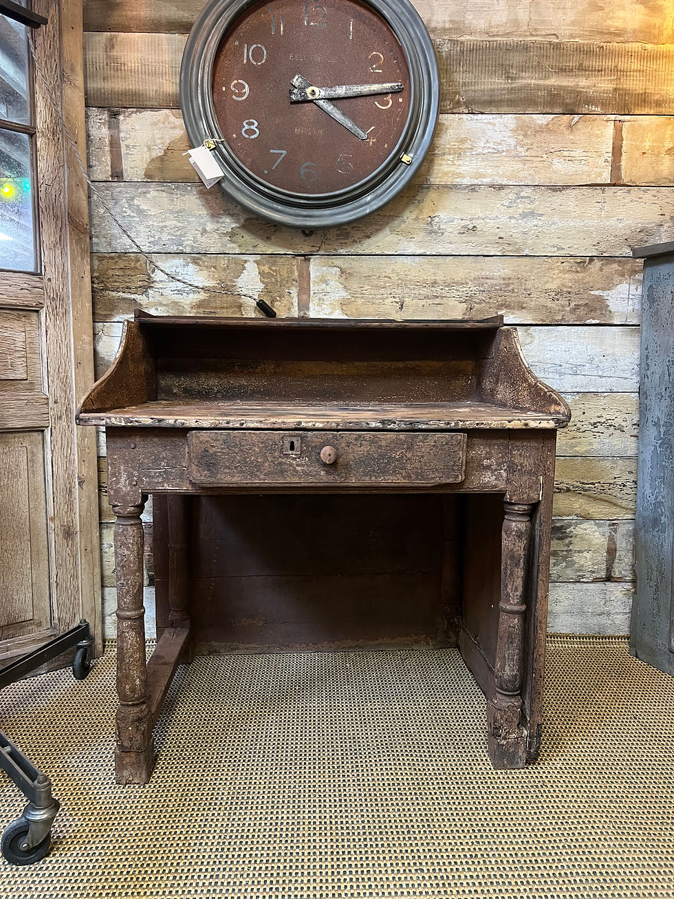 Miniature : Bureau patiné XIX eme 