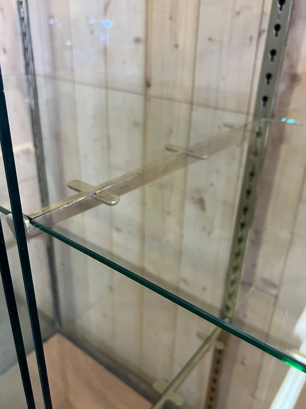 Miniature : Grande vitrine de commerce