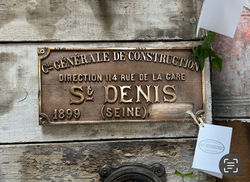 Plaque constructeur métro