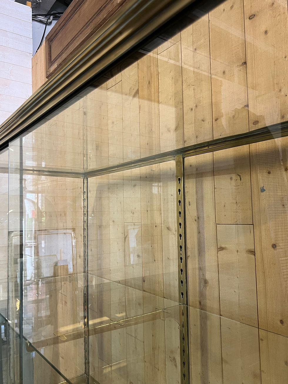 Miniature : Grande vitrine de commerce