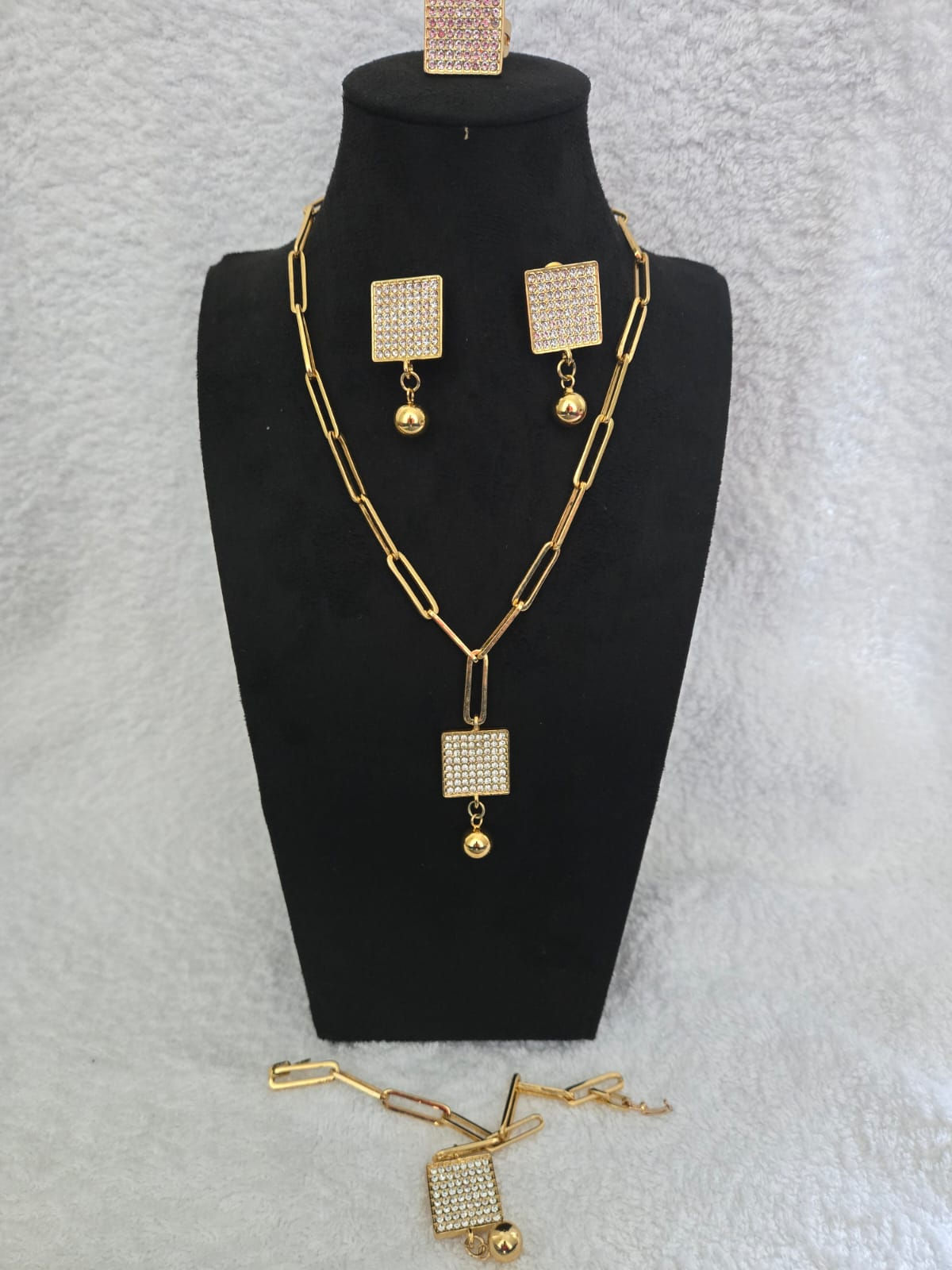 Gold Plated Jewellery Set