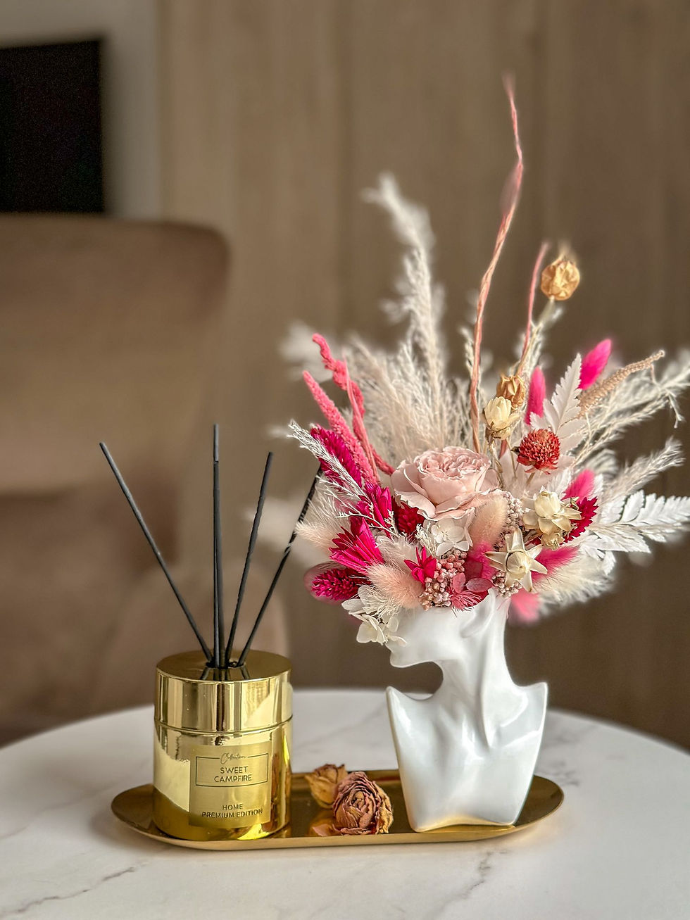 Miniatura: Evita - bílá