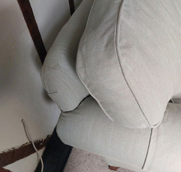 Sofa Ladies 15.jpg