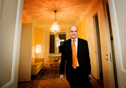 fredrik reinfeldt05 (2)