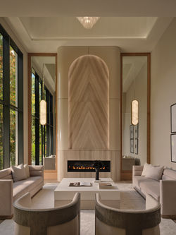 09_117 Yonge Blvd_Medium Res