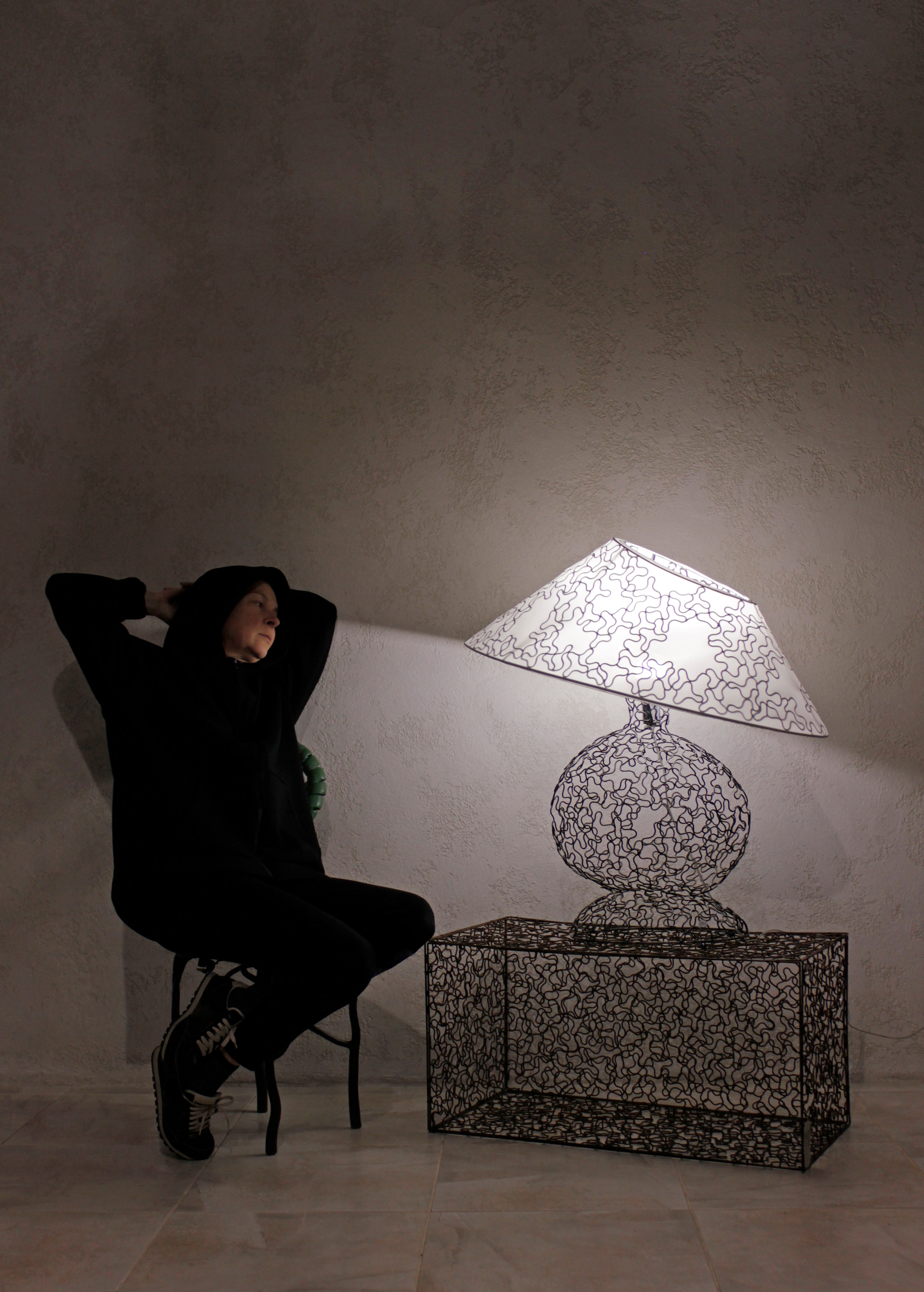 Sculptural lamp «SKEWLAMP»