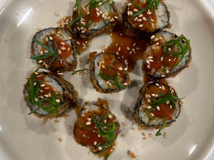 Spicy Tuna Dynamite Roll (with Gochujang & Sriracha)