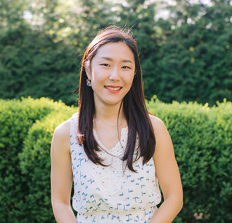 SarahHoang-photo_edited.jpg