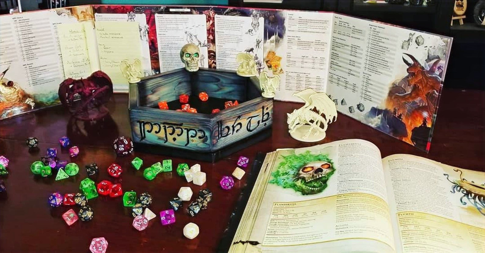 Rustic Style Dice Boxes and Dice Trays
