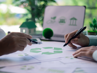 Benefícios econômicos para empresas que adotam energia renovável