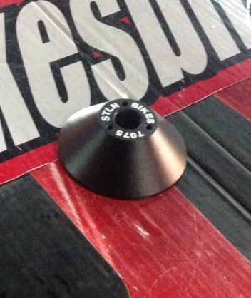 GUARDA TRASERA STOLEN REBELLION