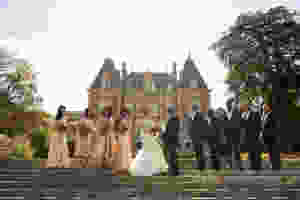 Groom bride wedding chateau bouffémont mariage paris violon