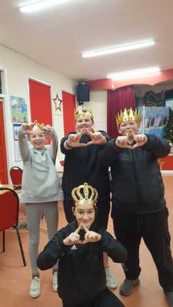 PHOTO-2023-12-17-08-17-44