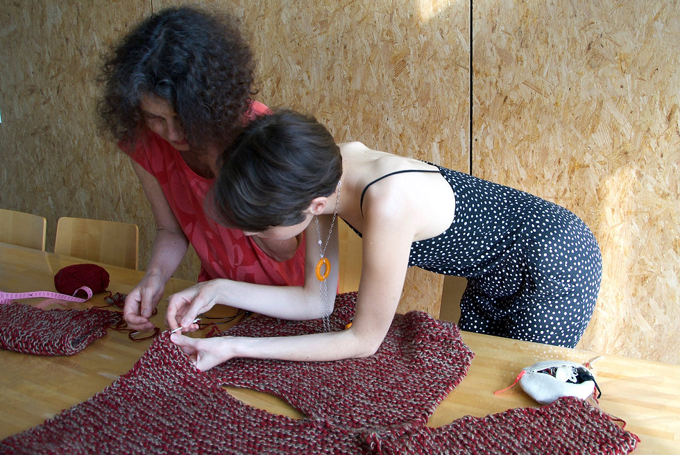 10)_REÌNA,_cours_textile_personnaliseÌ