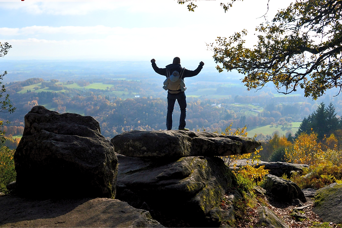 LA JONCHERE Pierre branlant helene (10)_edited_edited.png