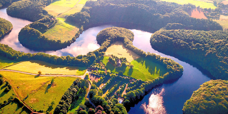 le camping au Pont du Dognon et la rivière Taurion 