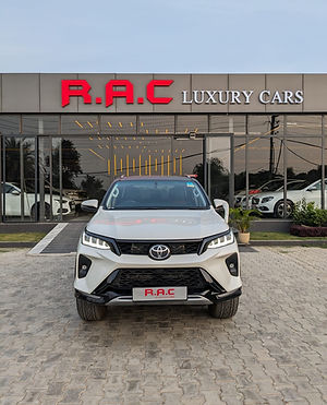 Toyota Fortuner Legender
