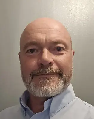 Simon Edwards image