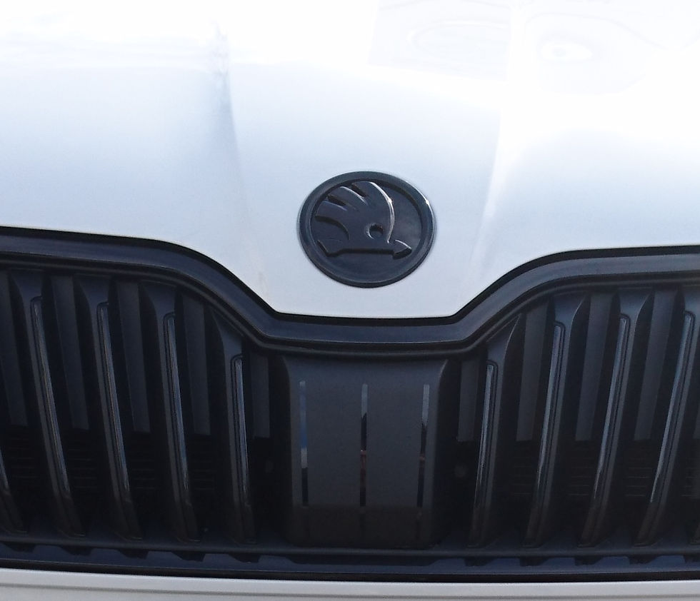 Miniaturbild: ŠKODA EMBLEM SCHWARZ