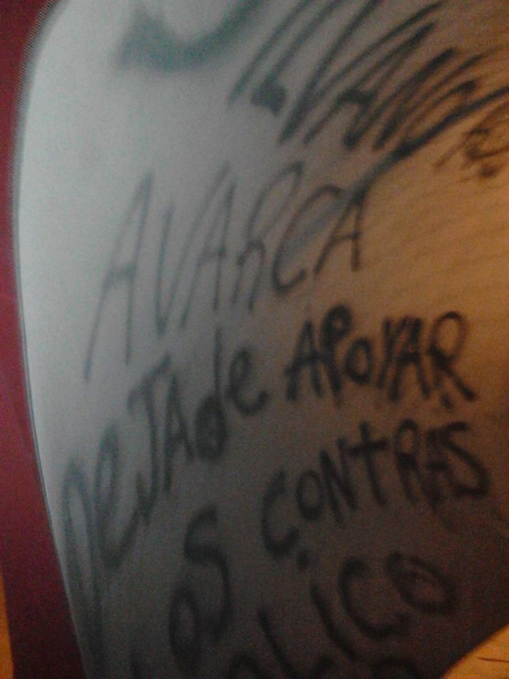 HERMETISMO POR MENSAJE EN MANTA AL ALCALDE S.A.M.