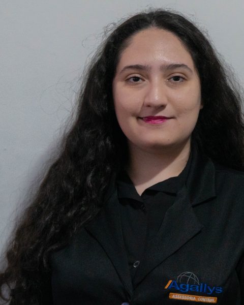 Ana Júlia de Oliveira