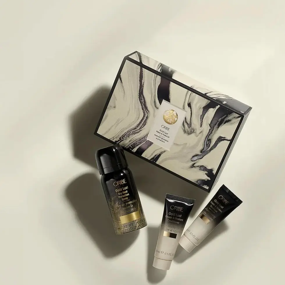 Cestovní taštička Oribe Gold Lust s mini produkty na cesty