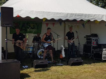 Crows Sizzle in the Brogdale Sun ...