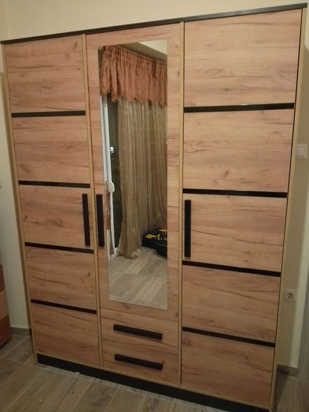 ThessMontarisma - συναρμολόγηση ντουλάπας θεσσαλονίκη