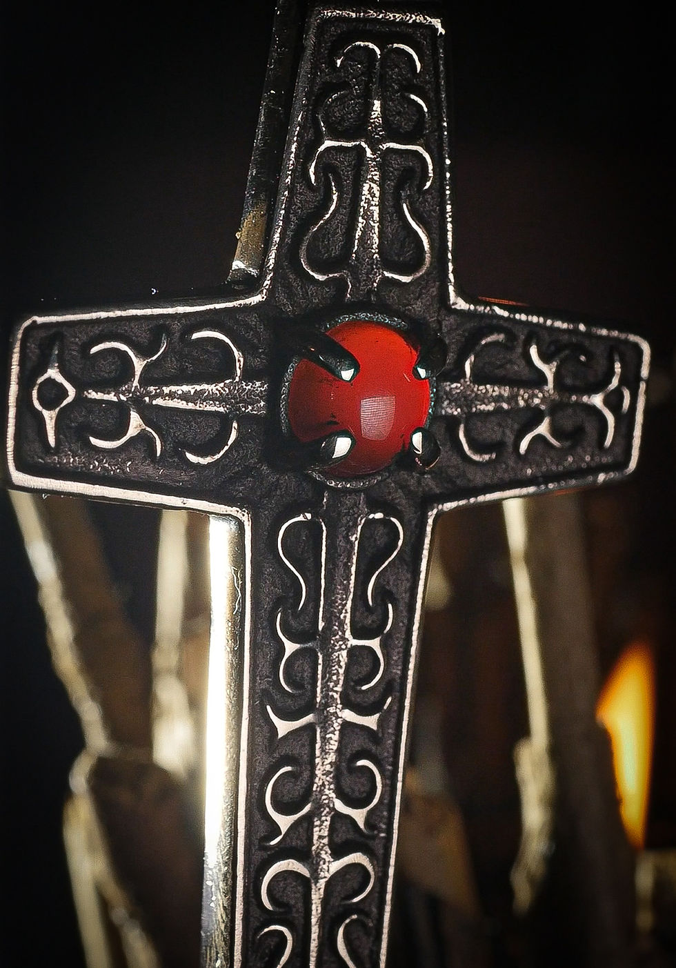 Thumbnail: Thorn cross