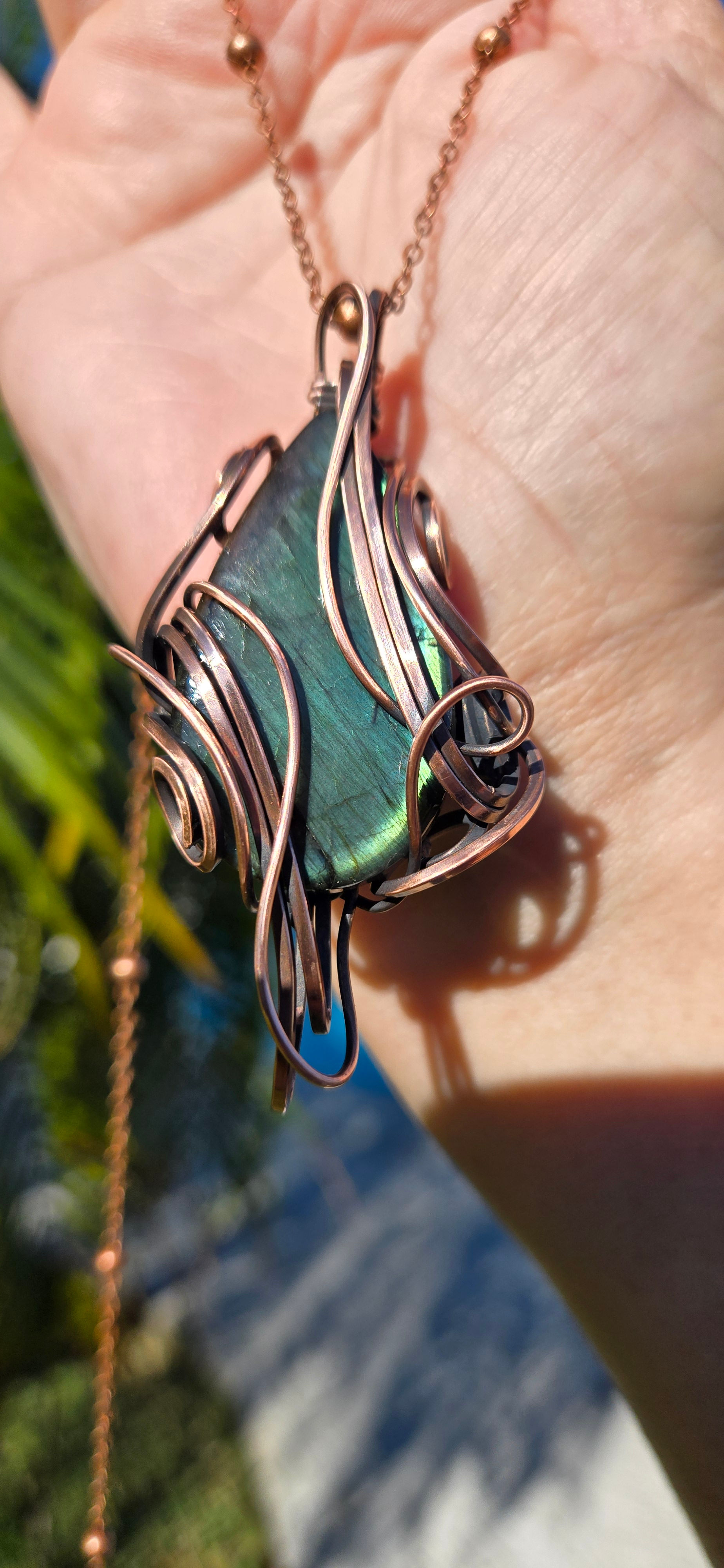 Verdigris Labradorite pendant 