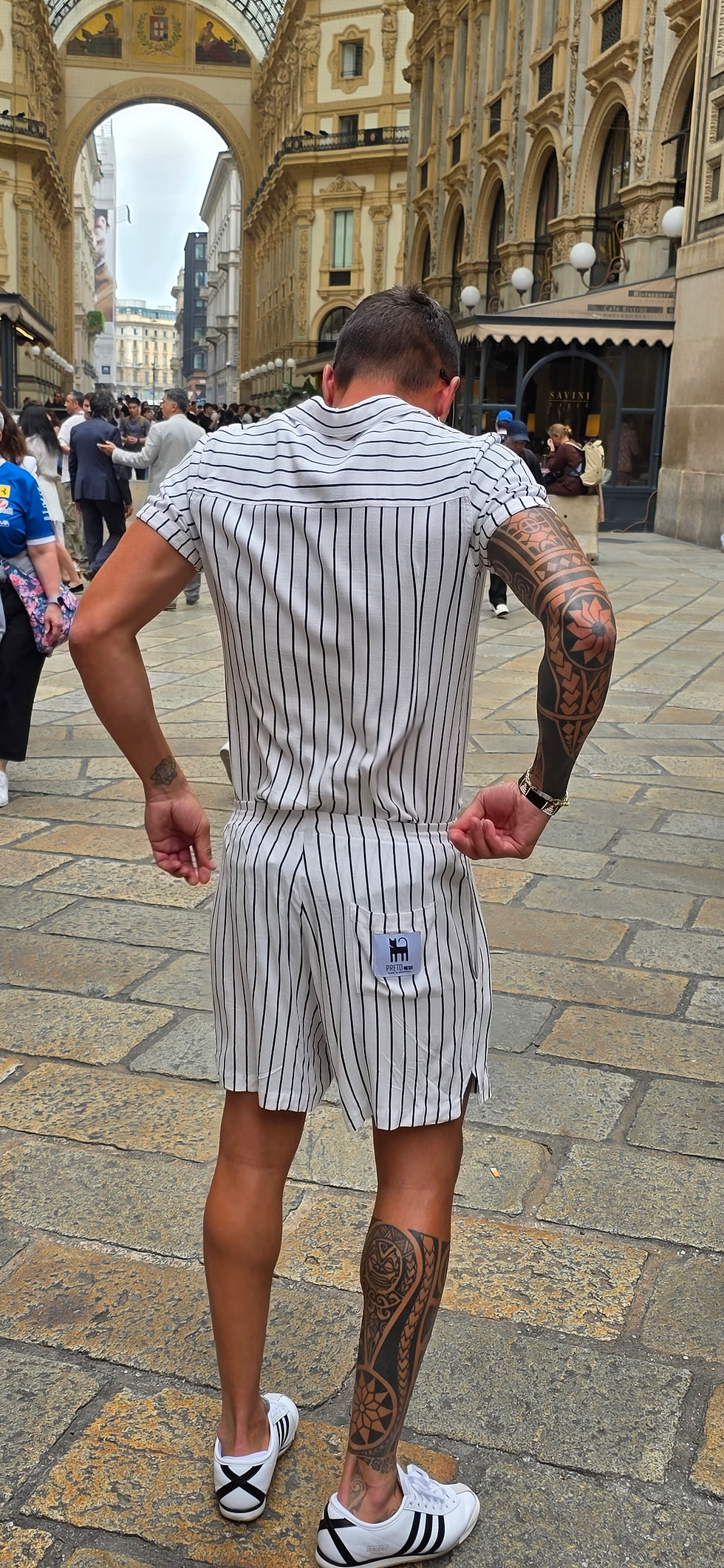 Miniatura: Conjunto de Lino Emmanuel/a