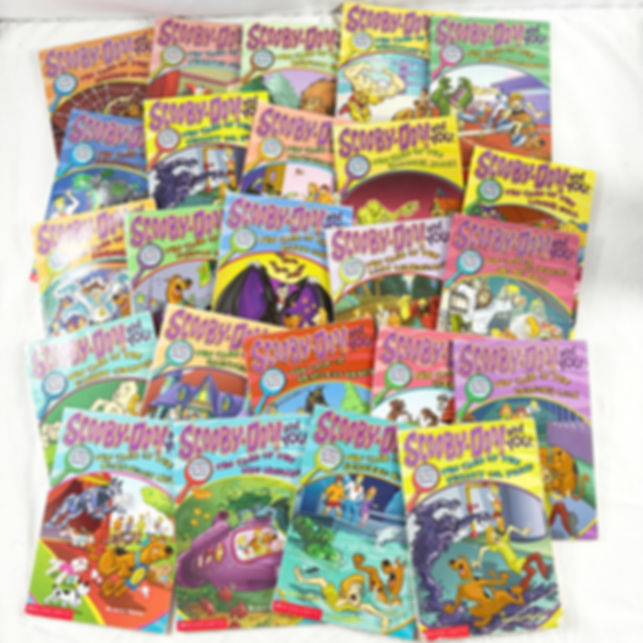 (24) Scooby-Doo and You! A Collect The Clues Mystery 