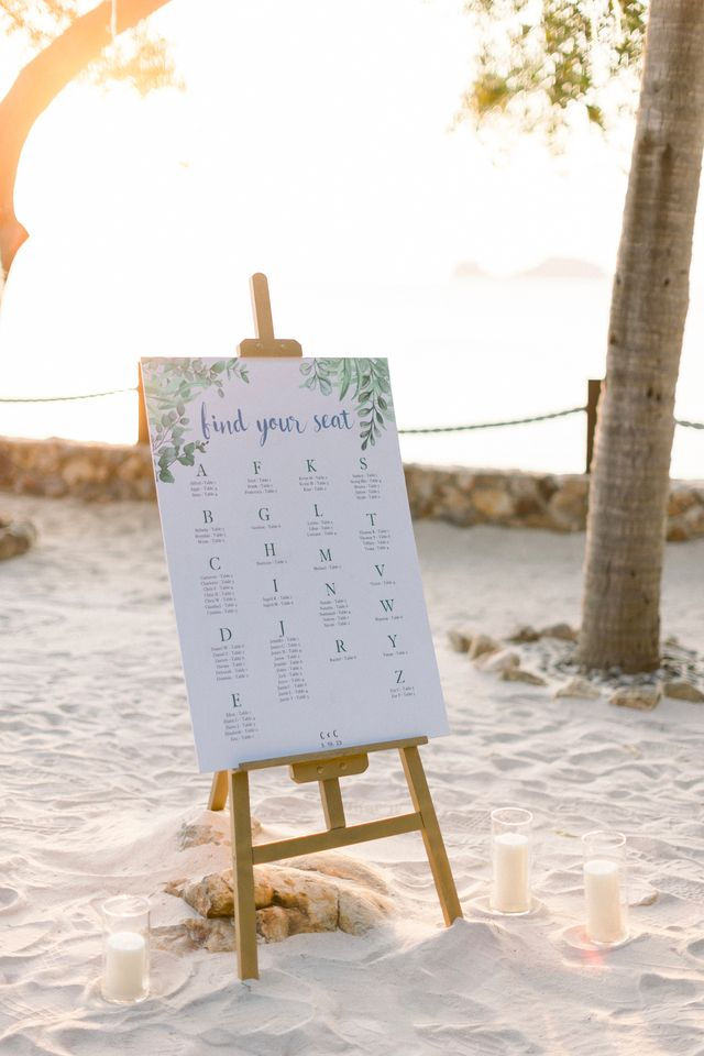 Thumbnail: Wooden Easel