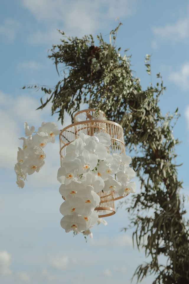 Thumbnail: Woven hanging lantern