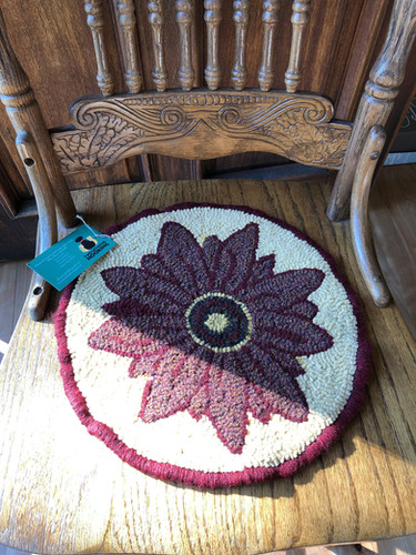Dark Sunflower Hooked Rug Chair Pad TwoCats&DogHooking