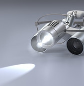 EyeMag Light II Coaxial Light and minimal shadow sml.jpg