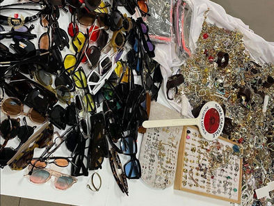 Abusivismo commerciale, oltre 15mila articoli sequestrati