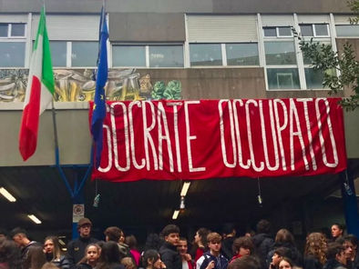 «La scuola appartiene a chi osa sognare»: conclusa l'occupazione al liceo Socrate, le lezioni riprenderanno oggi