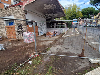 Casina Appia, avviata la messa in sicurezza dell'ex bar