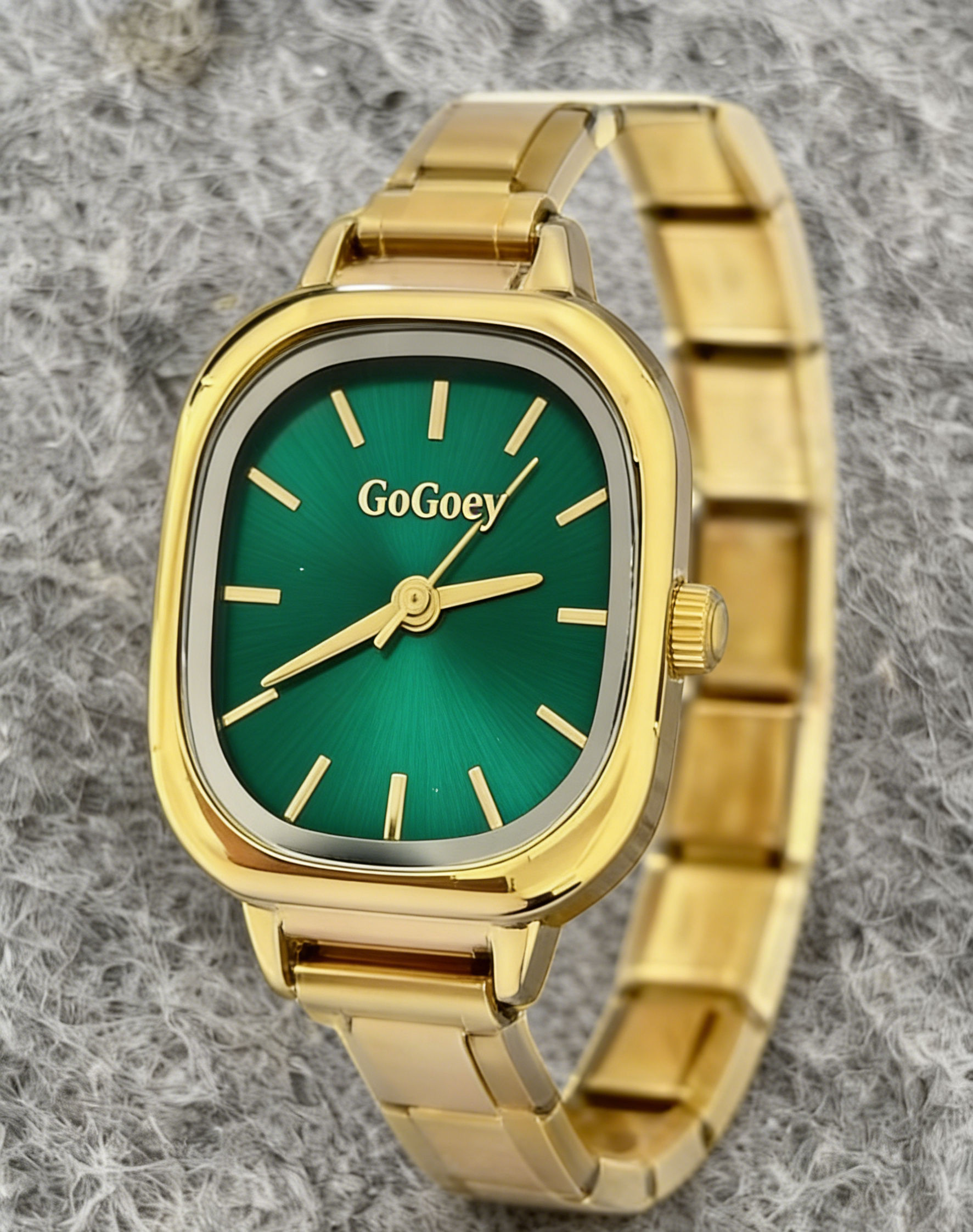Green and gold watch - Italian charm